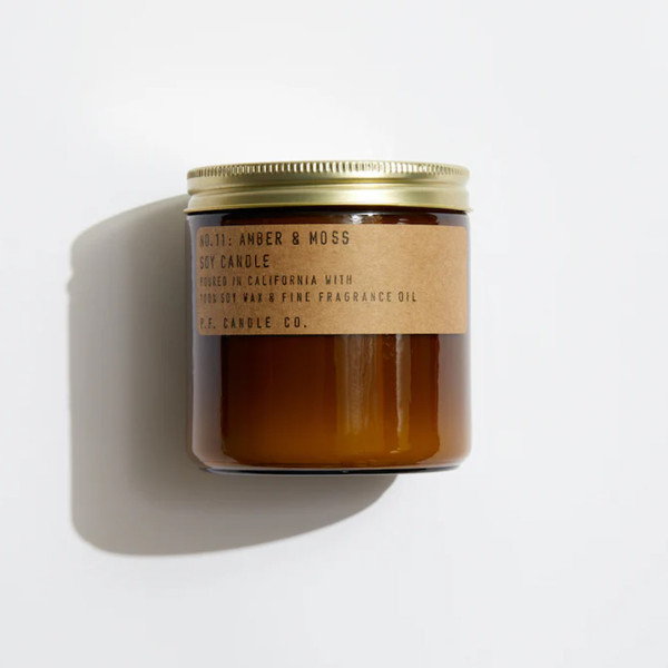 P.f. Candle Co. - Candela In Cera Di Soia Amber & Moss Large