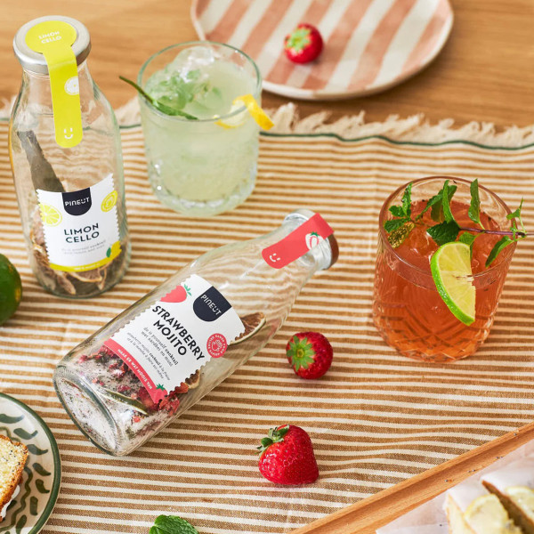 Pineut Cocktail Gift Package Strawberry Mojito + Limoncello - Image 3