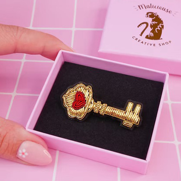 Malicieuse Spilla "chiave Con Cuore"